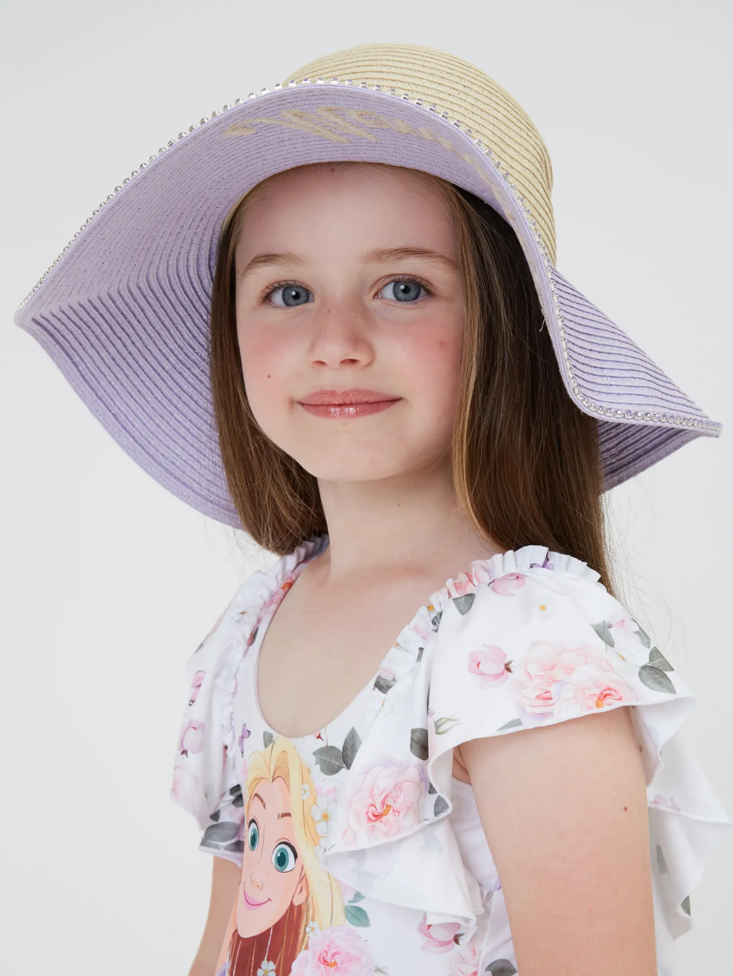 Cappello con catena