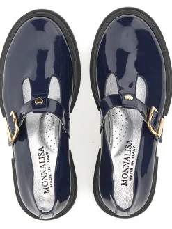 Scarpe vernice modello occhietti