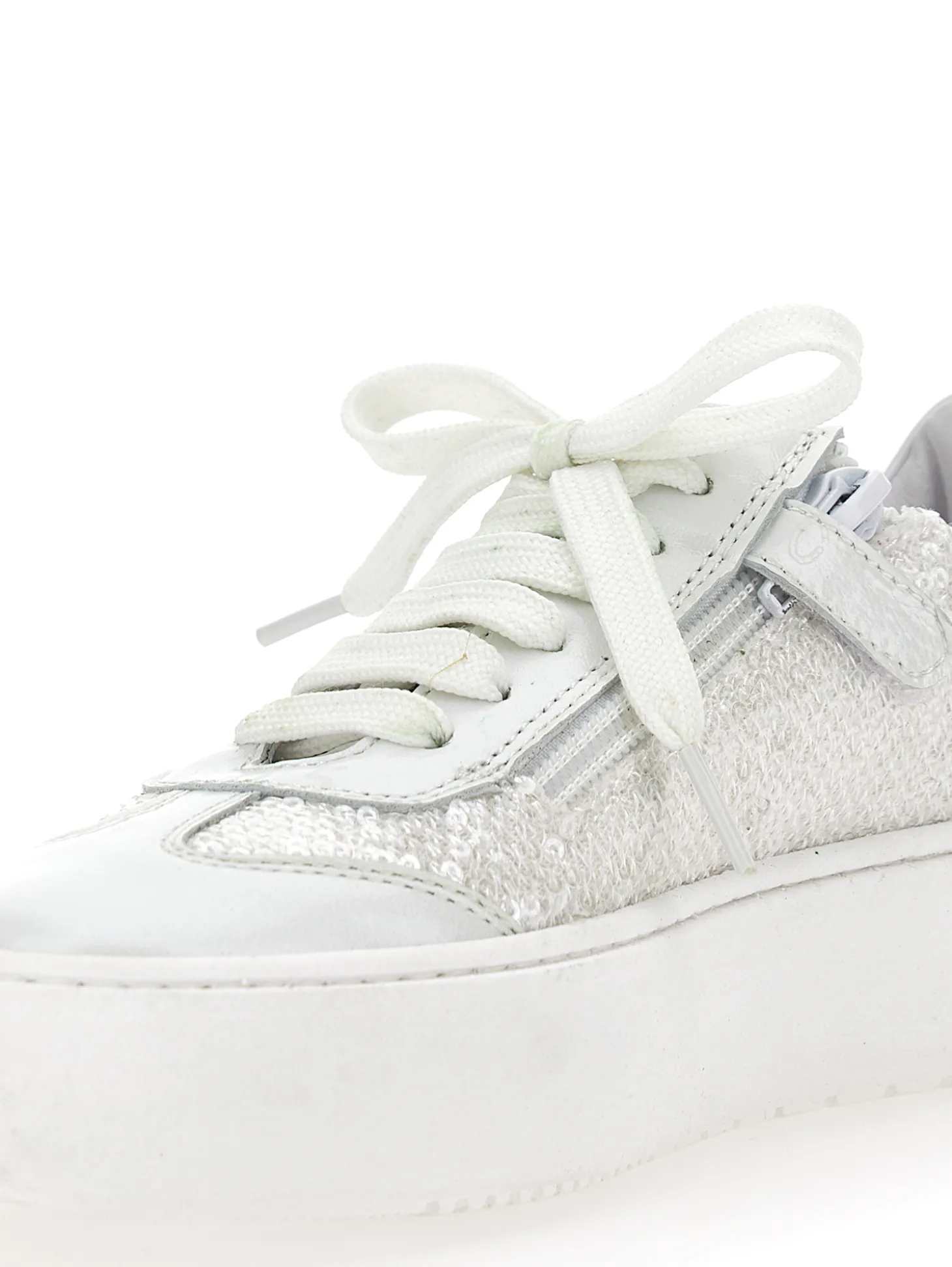 Sneakers pelle e paillettes con magnolia